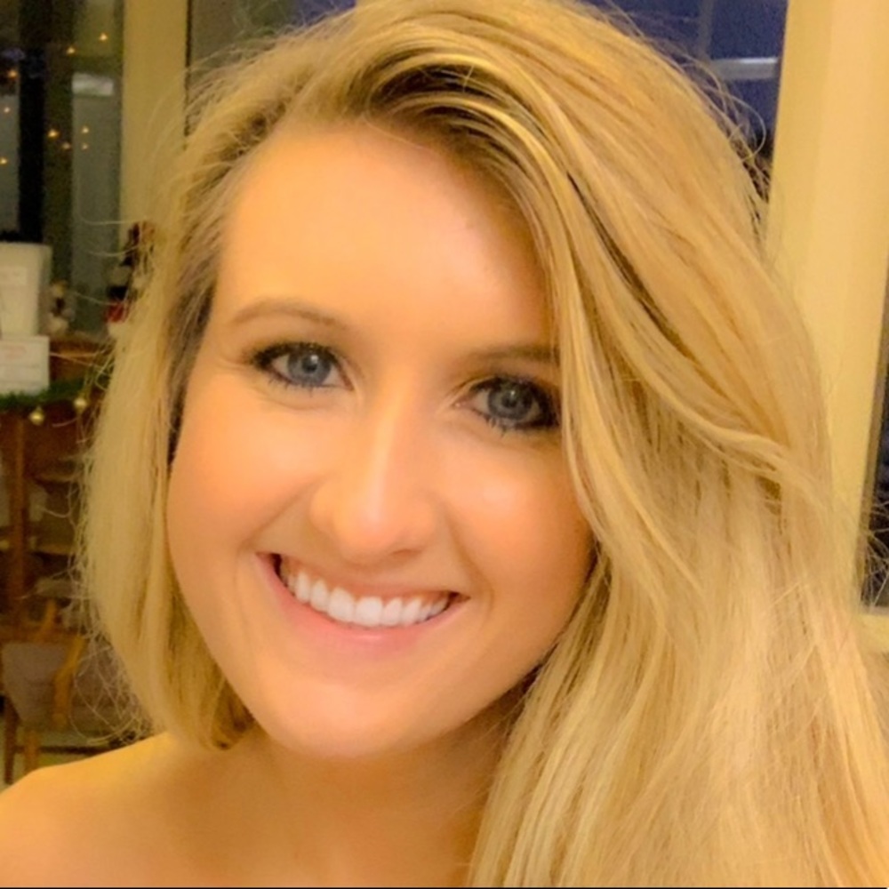 Meet your Posher, Kelly